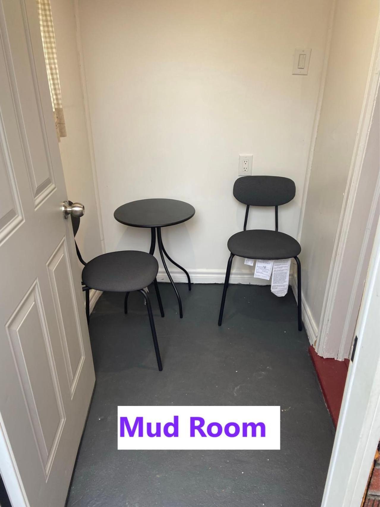 Budget Quad Room With En Suite Bathroom 36B Τορόντο Εξωτερικό φωτογραφία